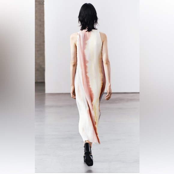 Zara Pleated Halter Dress Size Large NWT - Picture 4 of 12